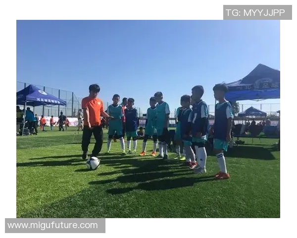 立体画艺术展现足球明星风采让球迷沉浸在激情与梦想之中